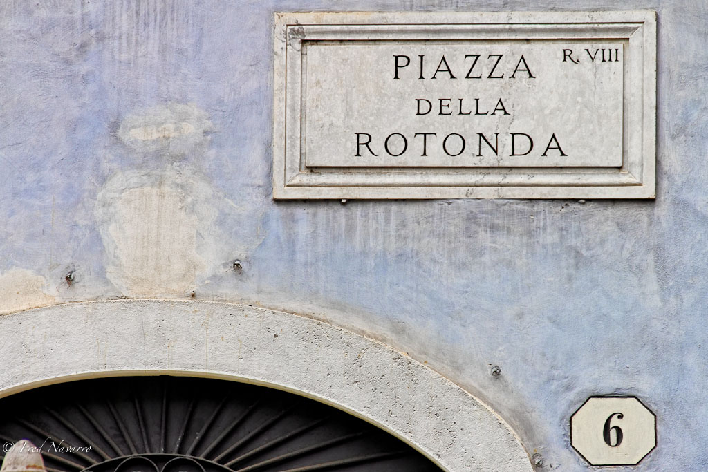 Piazza Della ROTONDA 1